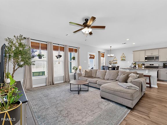 4th image of 118 Alpine Meadows Ln