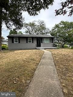 4th image of 1411 Scanlan Dr