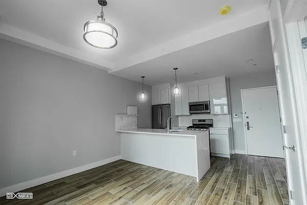 Rented by Citi Habitats | media 17