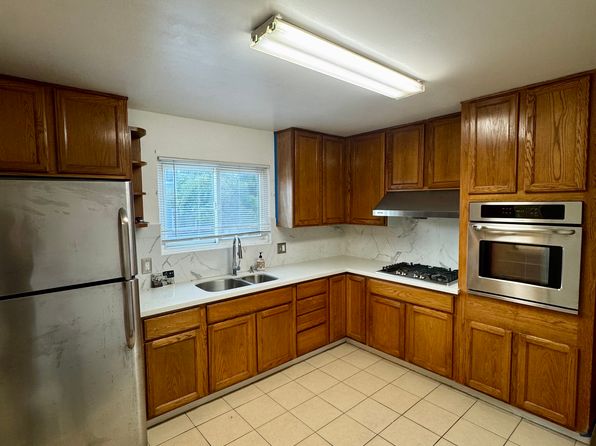 1445 Phelps St #1443