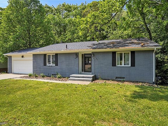 2nd image of 1203 Romayne Dr