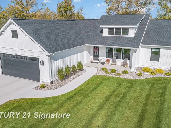 10606 Tall Pine Ln, Freeland, MI 48623