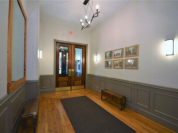 5th image of 385 Westminster St APT 4D