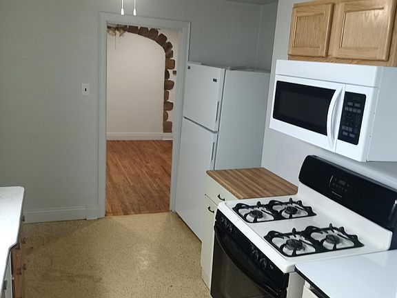 Kitchen view from front door.