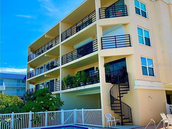 2nd image of 724 Bayway Blvd APT 3A