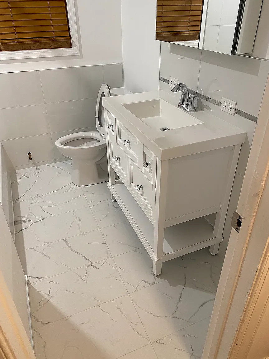 3 bed, 1377 sqft, $4,100 — Photo 3