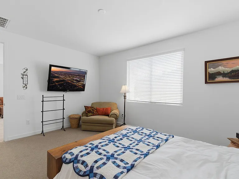 17211 W Whispering Wind Rd — Photo 12