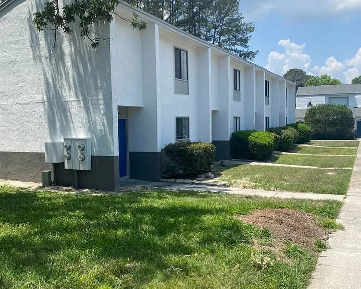 Park South at Deerwood — Photo 3