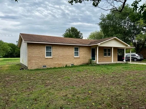 303 Bohannon St, Sikeston, MO 63801