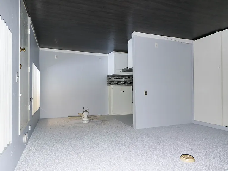 3601 E Vermont St #15 — Photo 9