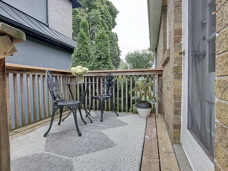 20 Elderidge Ave — Photo 41