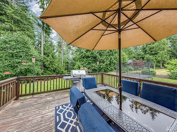4th image of 8044 Icicle Pl NW