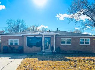 913 E 8th St, Dumas, TX 79029