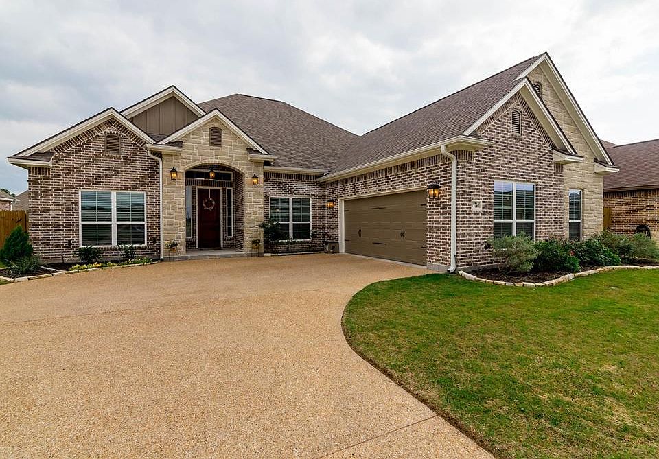1st image of 15746 Timber Creek Ln