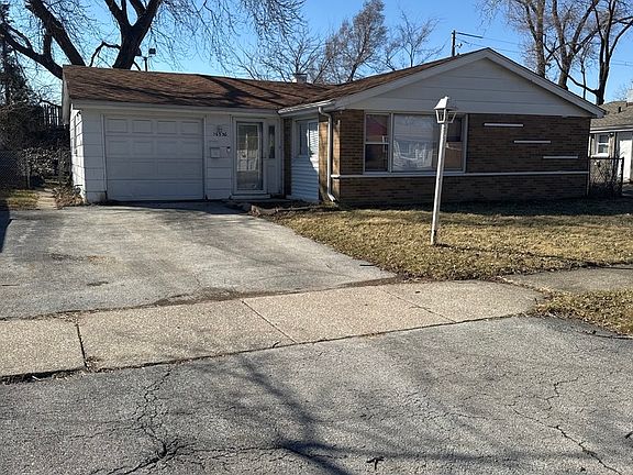 2nd image of 16536 California Ave