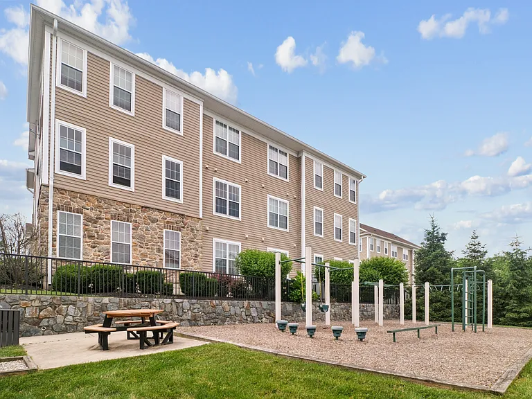 Chesapeake Ridge — Photo 32