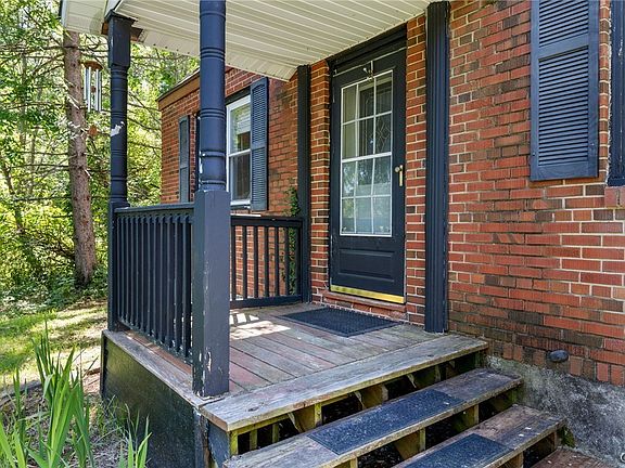 3rd image of 4703 Makyes Rd