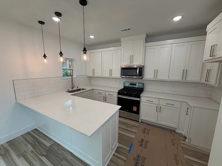 2091 W Ora Dr #B — Photo 3