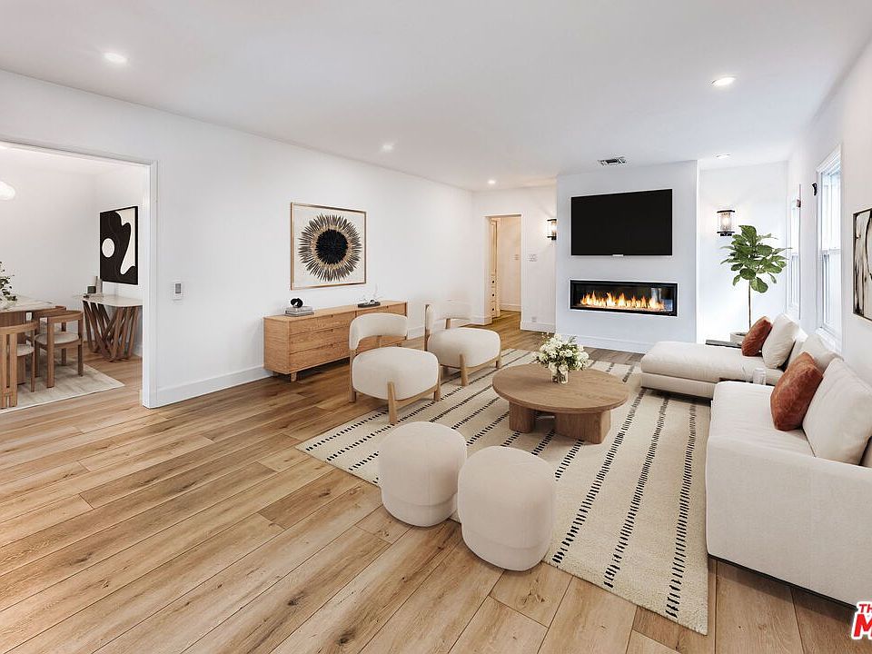 1st image of 544 Huntley Dr