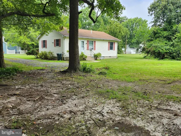 5753 Harrison Ln, Tilghman, MD 21671
