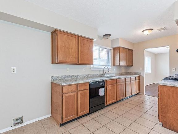 3rd image of 2503 Brookford Dr