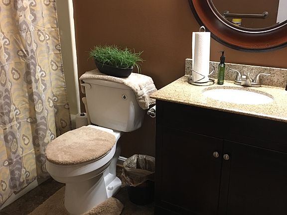 3rd image of 22165 Clipper Dr