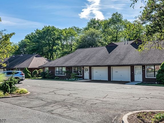 3rd image of 7-2 Tamaron Dr