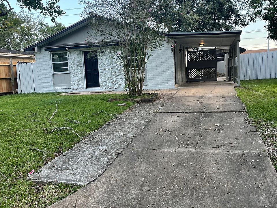 1st image of 1809 Cardinal Dr