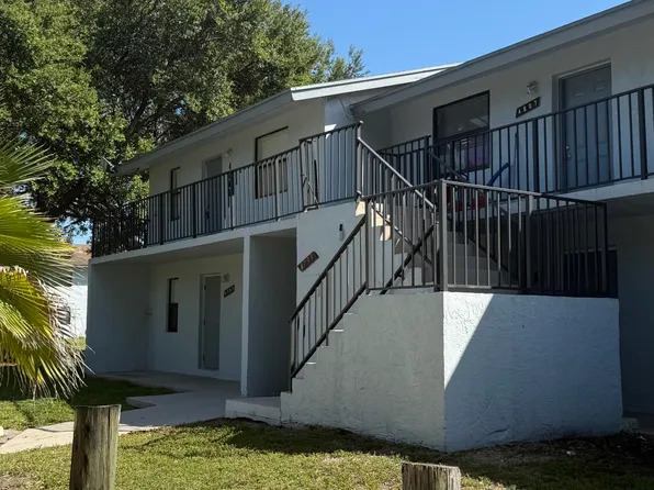 4773 Arjaro Dr, West Palm Beach, FL 33407