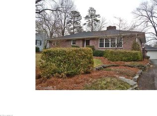 1305 W Cornwallis Dr, Greensboro, NC 27408
