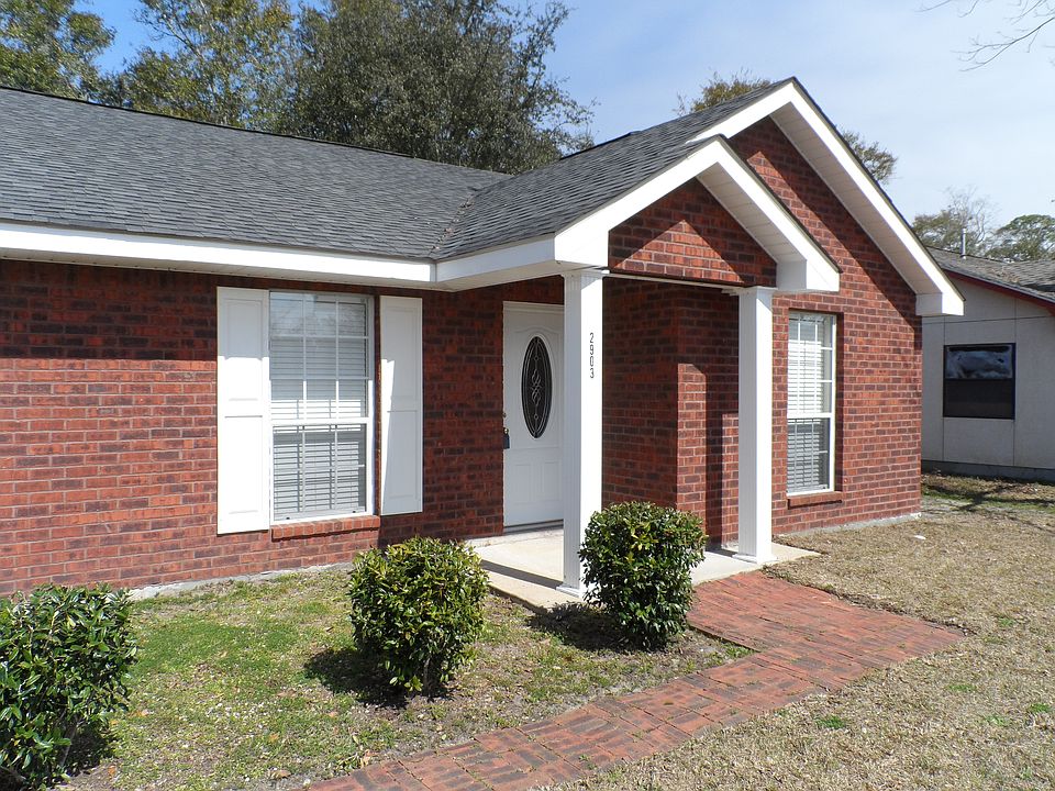 1st image of 2903 Palmer Dr