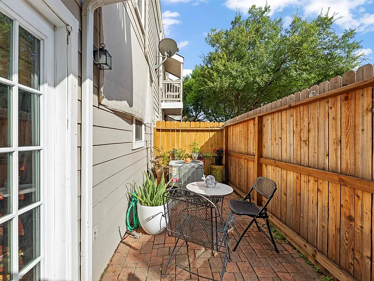 11710 Southlake Dr #51 — Photo 18