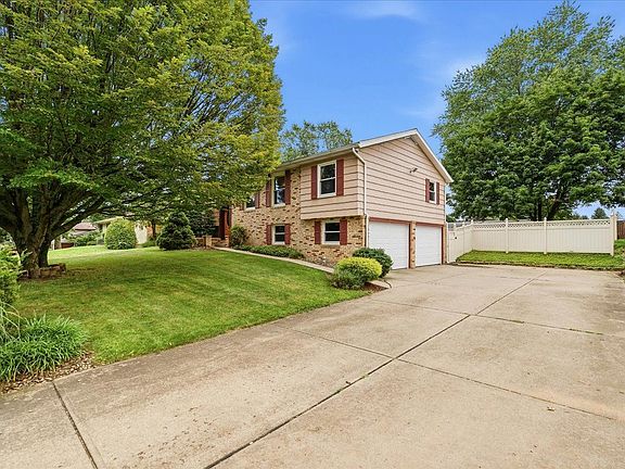 2nd image of 141 Heather Dr