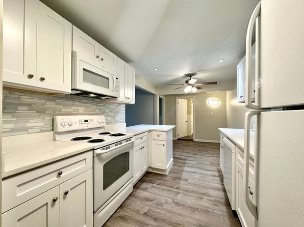 300 Smithfield Rd #B1-08