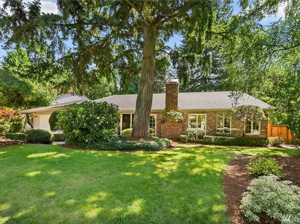 9015 SE 51st Pl, Mercer Island, WA 98040