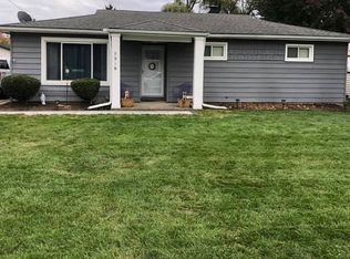 7516 Crissman St, Utica, MI 48317