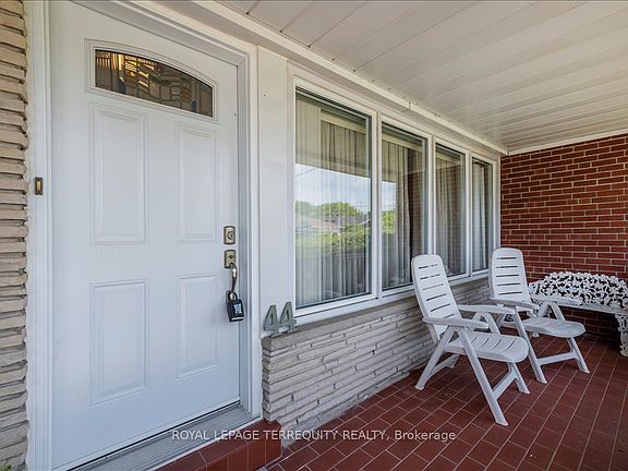 3rd image of 44 Margaret Ave