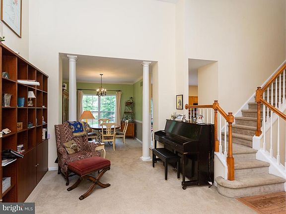 3rd image of 602 Devonshire Dr