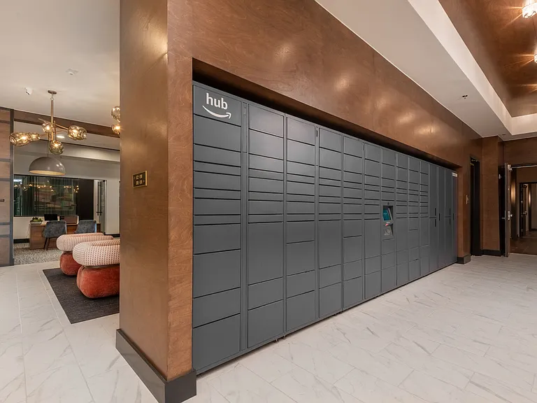 Belt & Main — Photo 4