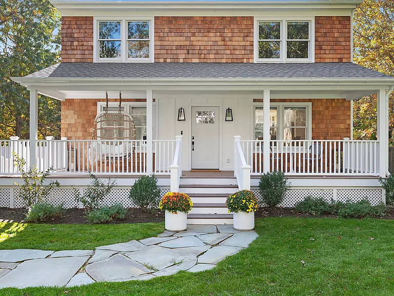 5 Amagansett Dr E — Photo 36