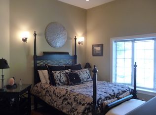 8863 Doubletree Dr S, Winfield, IN 46307