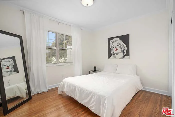 6322 S Harcourt Ave — Photo 16