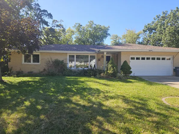 129 Concord Dr, Michigan City, IN 46360