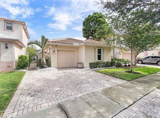 7547 NW 2nd Ct, Plantation, FL 33317