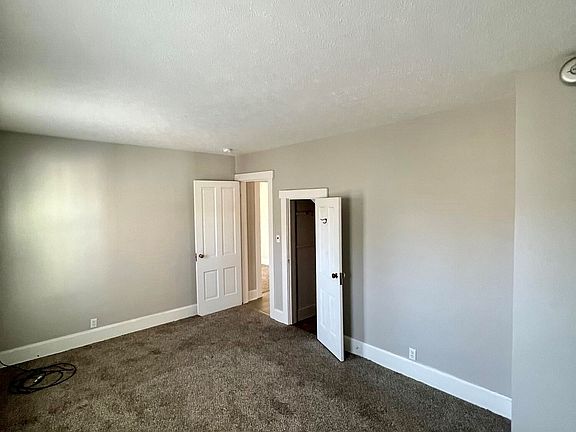 4th image of 1439 Broadway St