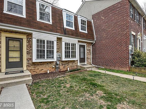 2nd image of 13607 Deerwater Dr #8