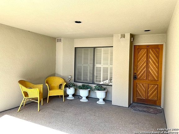 3rd image of 701 N Saint Marys St APT 37