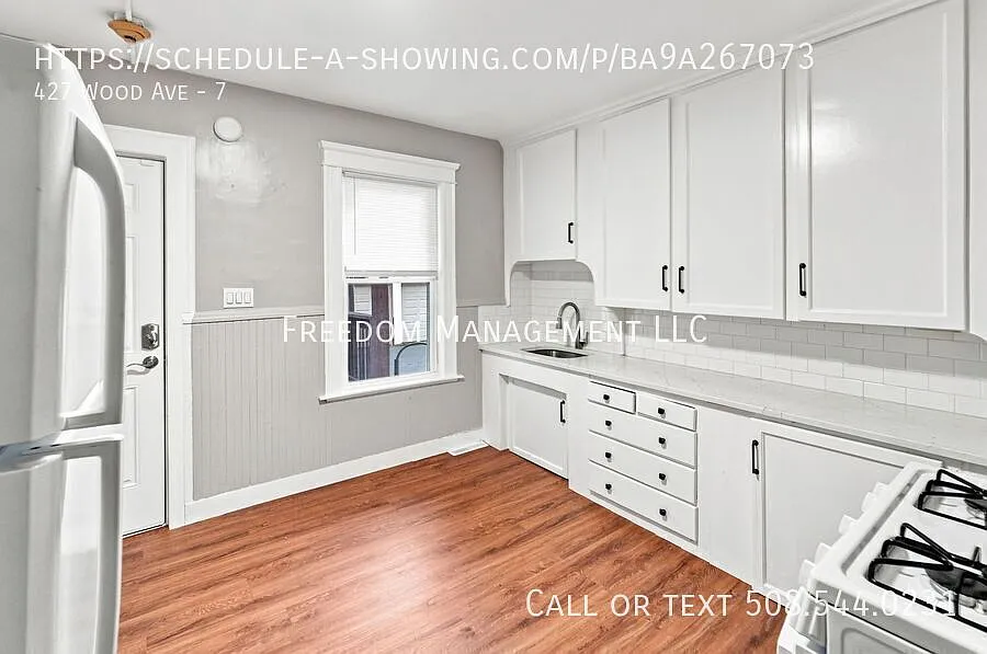 3 Bedroom Apartment for Rent in Woonsocket, RI Pet Friendly, Updated Interior & Water Included | ... — Photo 2