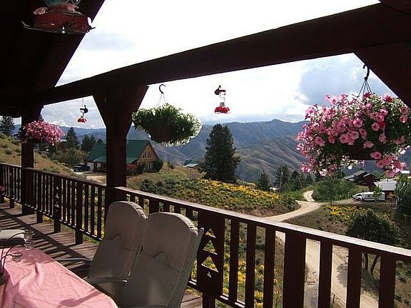 Panoramic Views on Covered Deck