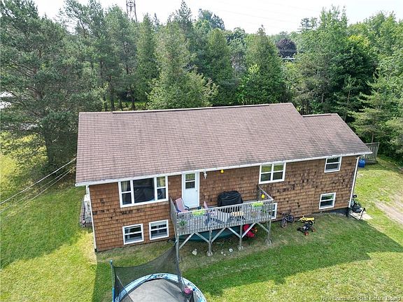 2nd image of 44 Lyden Dr